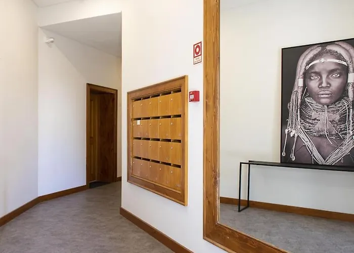 Chiado Cozy Bright With Ac Elevator Appartement Lissabon