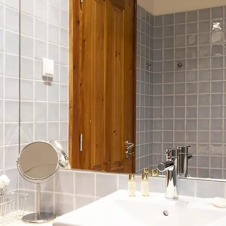 شقة Chiado Cozy Bright With Ac Elevator Lisboa