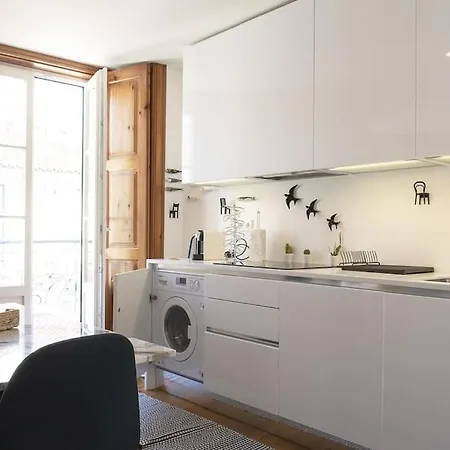 Chiado Cozy Bright With Ac Elevator شقة *